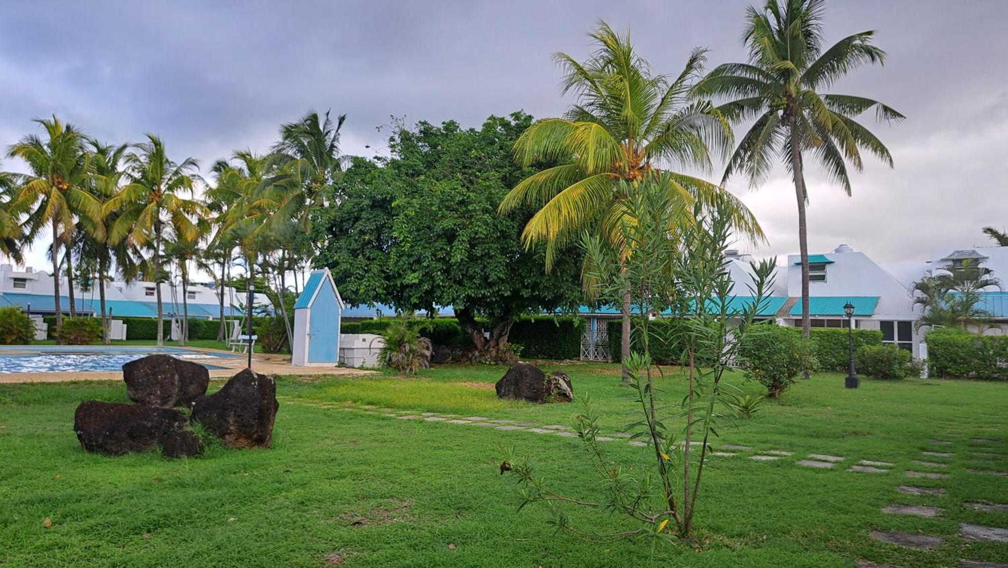 Peaceful And Private Villa Grand Baie